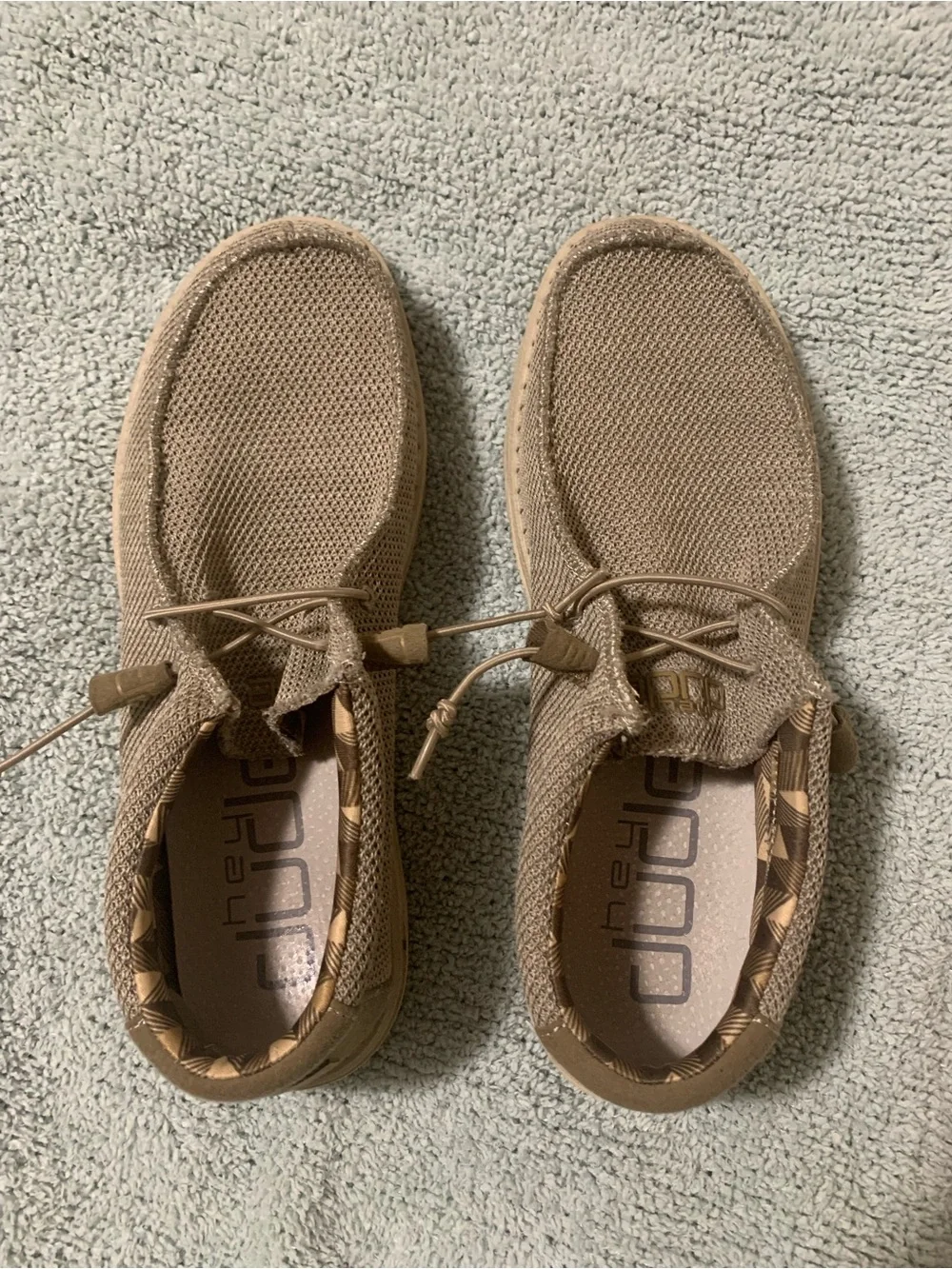 Men's Casual Lightweight Slip-On Shoes in Tan